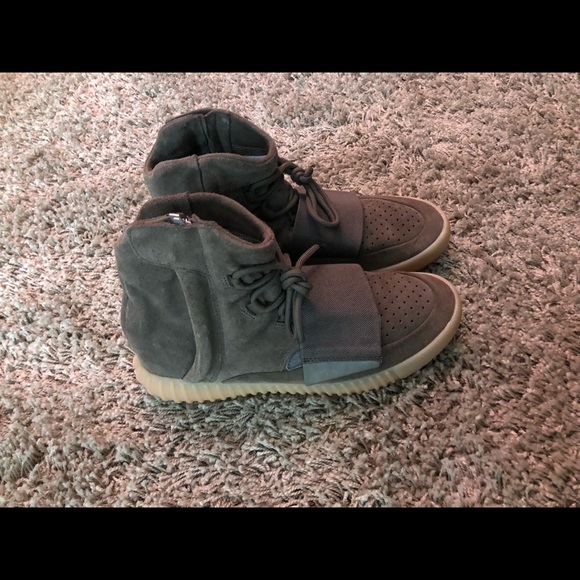 Yeezy Adidas 750 boost Chocolate - Picture 4 of 6